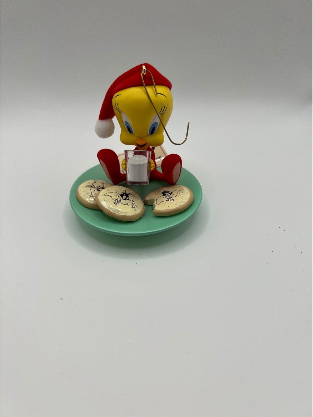 2004 Hallmark Keepsake Ornament  Christmas Eve Snack featuring Tweety Bird
